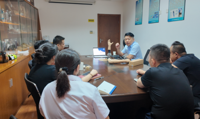 指尖生花・沪台共研：上海科生与台州交康共拓假肢技术新边界